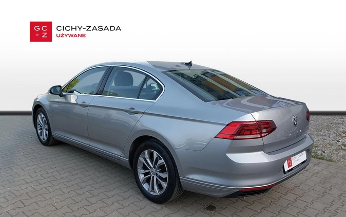 Volkswagen Passat cena 99900 przebieg: 90560, rok produkcji 2019 z Pieszyce małe 379